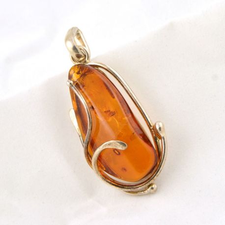 Pendente in Ambra e argento
