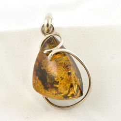 Pendente in Ambra e argento